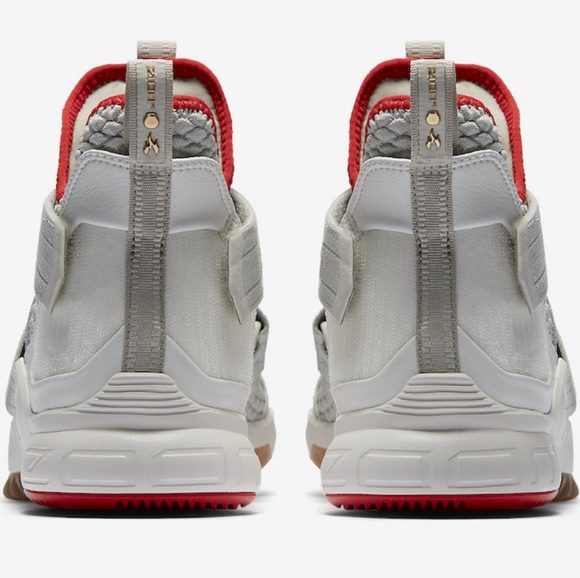 ☆New☆ Nike LeBron Soldier 12 Light Bone - Picture 7 of 8